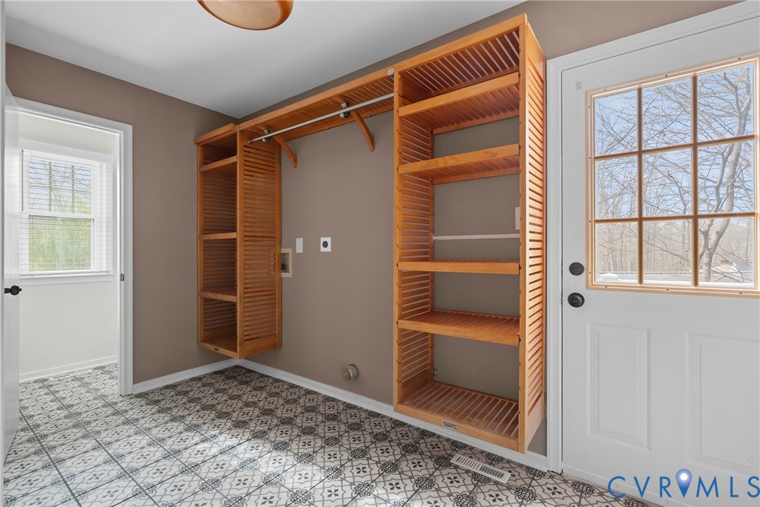 7301 Native Dancer Dr