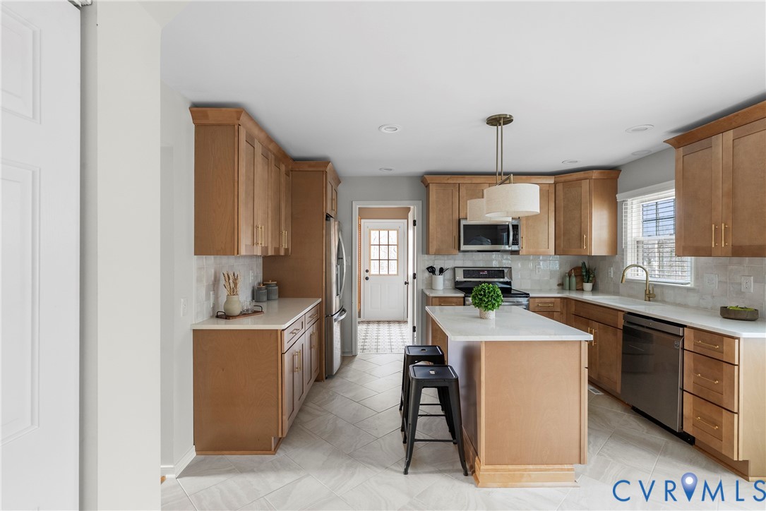 7301 Native Dancer Dr