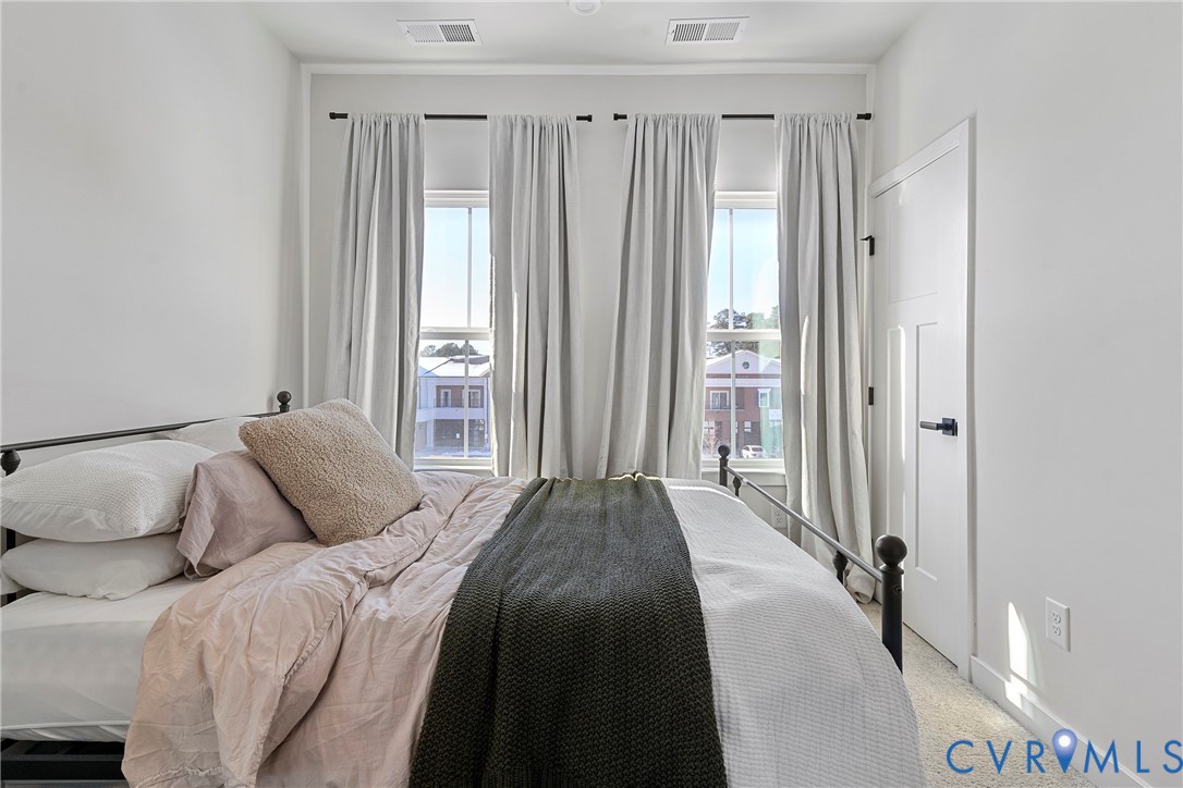 1303 Ewing Park Loop