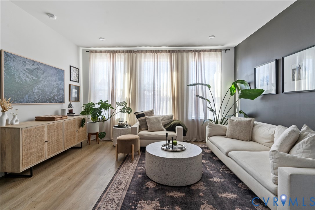 1303 Ewing Park Loop