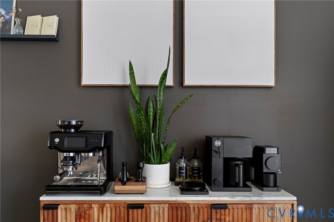 1303 Ewing Park Loop