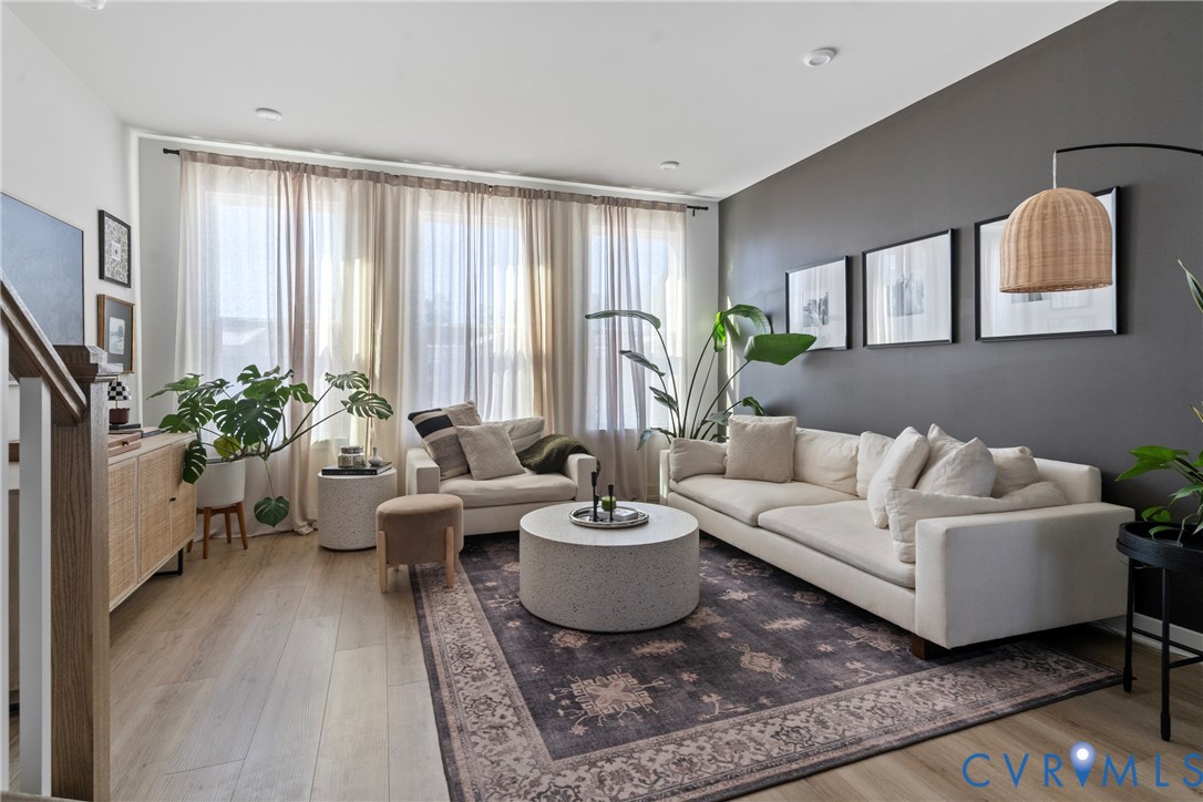 1303 Ewing Park Loop