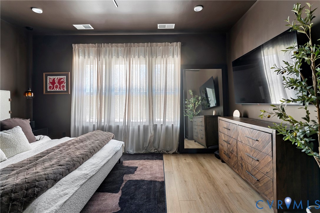 1303 Ewing Park Loop