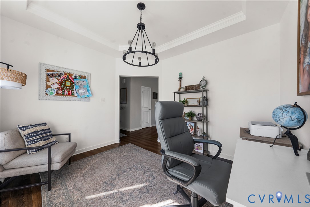 6800 Stafford Park Dr