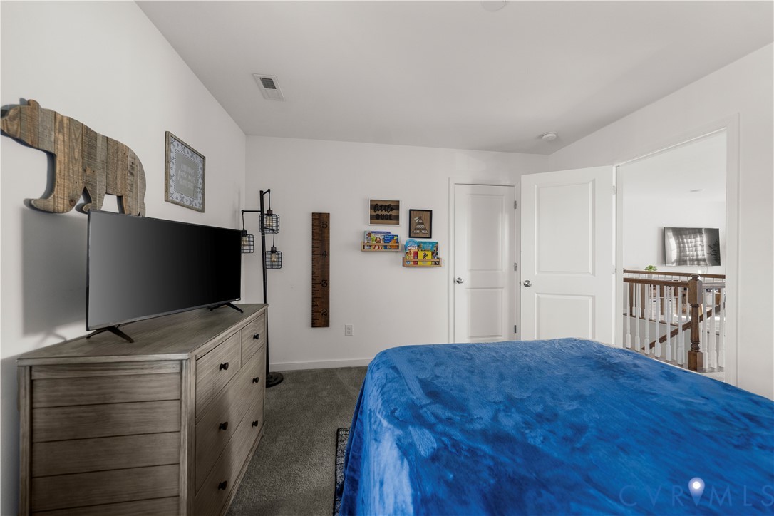 6800 Stafford Park Dr