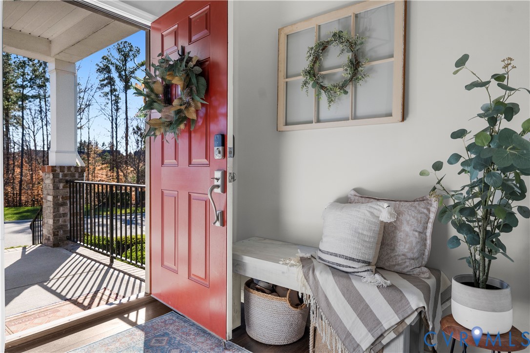 6800 Stafford Park Dr