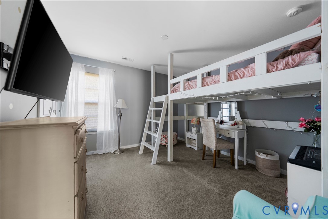 6800 Stafford Park Dr