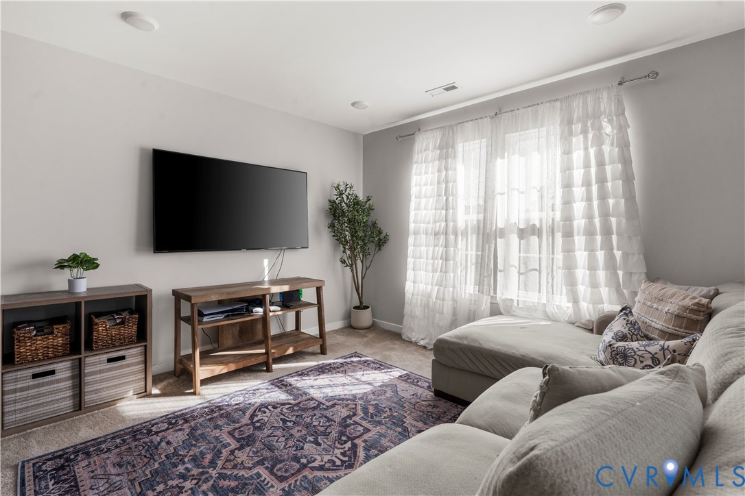 6800 Stafford Park Dr