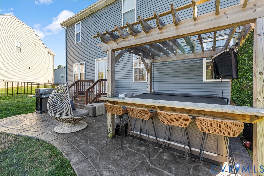 6800 Stafford Park Dr