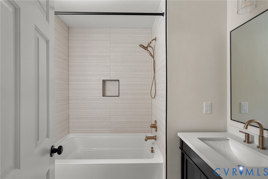 8303 Bon Air Station Ct