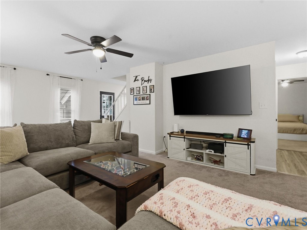 24204 Gloria Dr