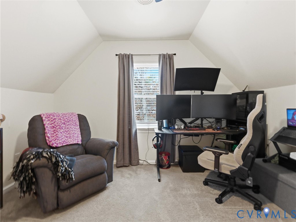 24204 Gloria Dr