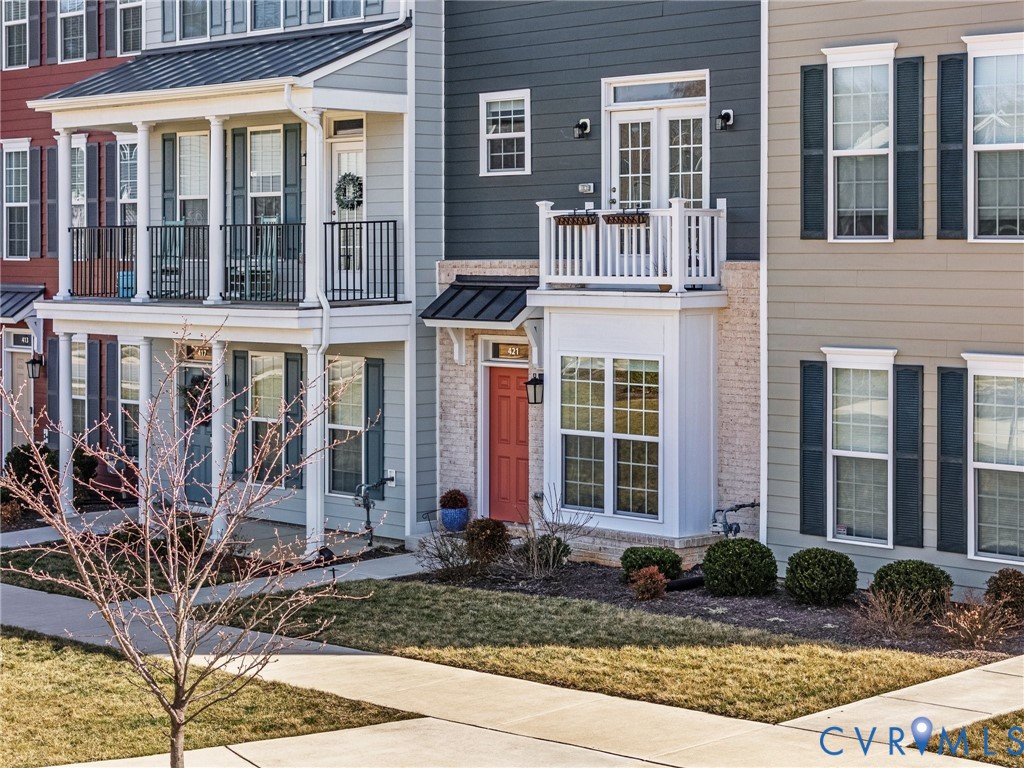 421 Randolph View Dr