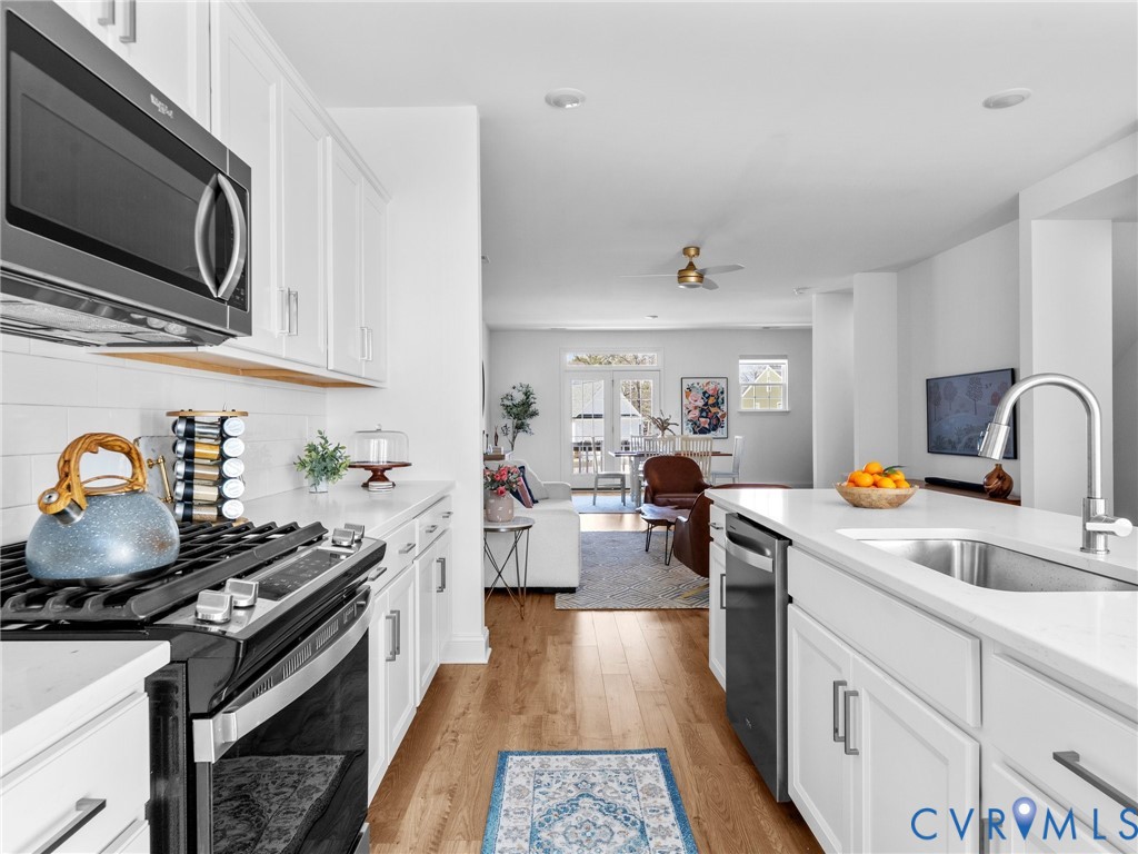 421 Randolph View Dr