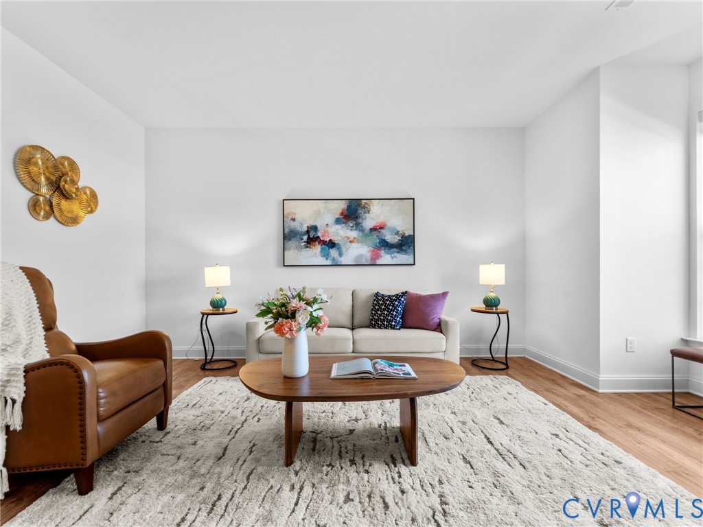 421 Randolph View Dr