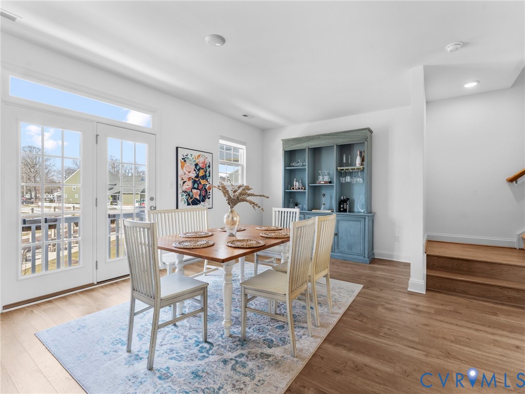 421 Randolph View Dr