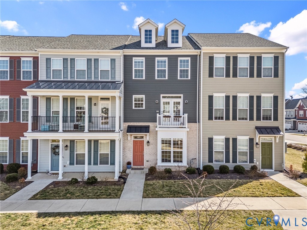 421 Randolph View Dr