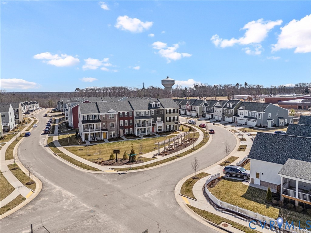 421 Randolph View Dr