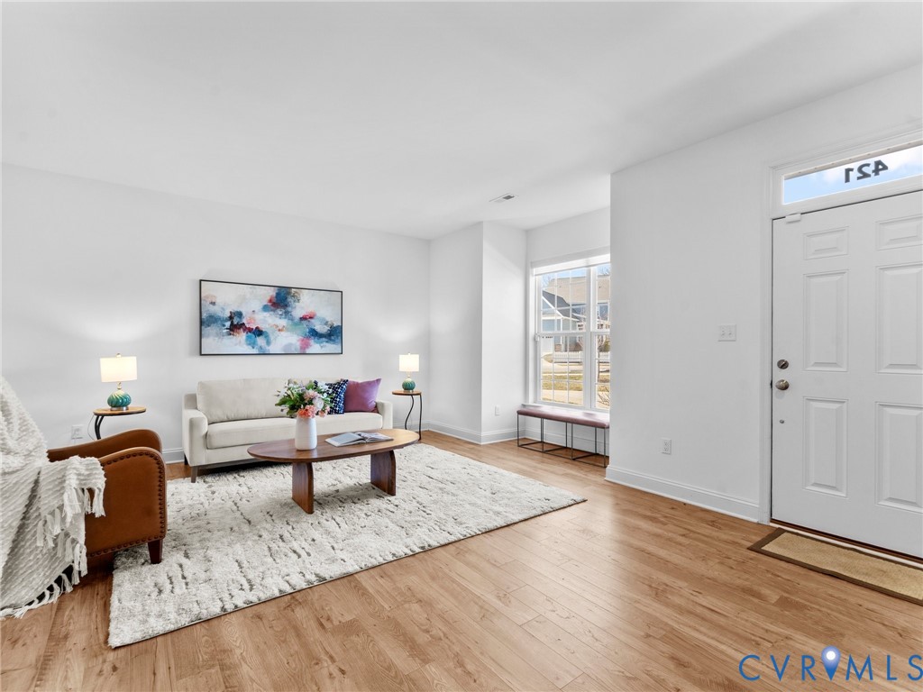 421 Randolph View Dr