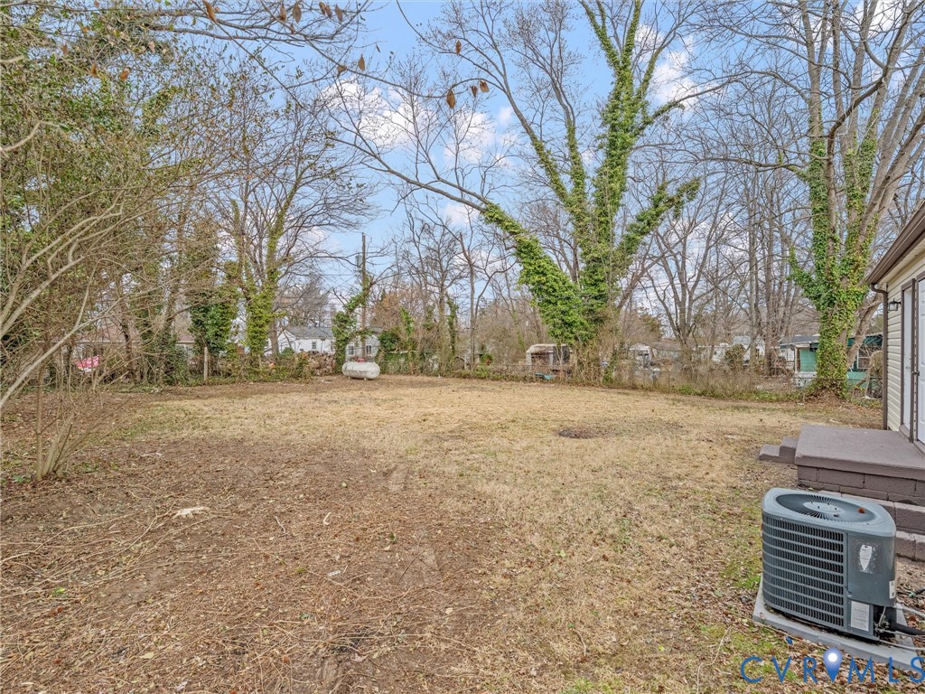 2228 Cullen Rd