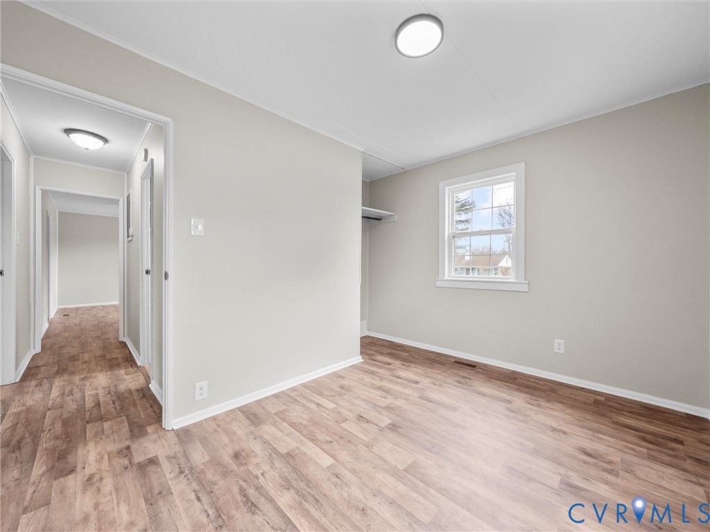 2228 Cullen Rd