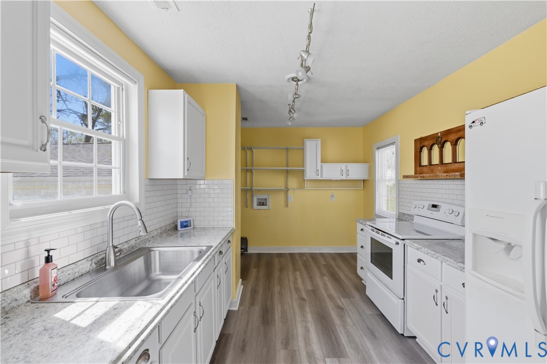 2809 Brampton Way