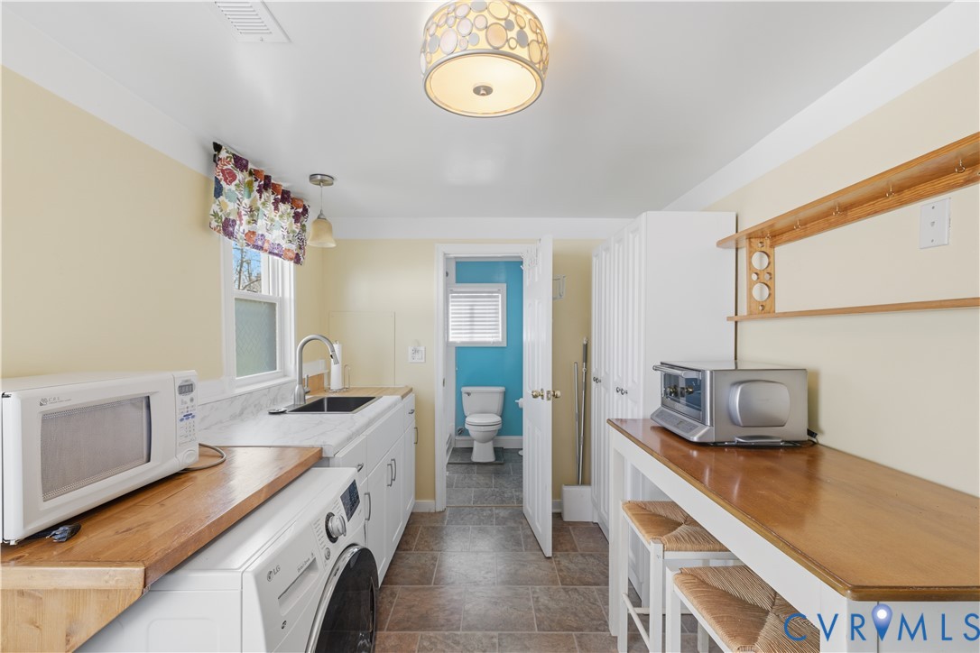 2809 Brampton Way