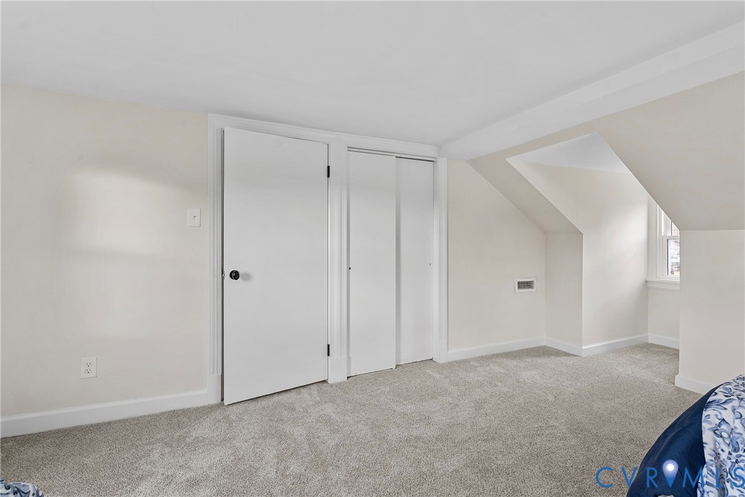2505 Lincoln Ave