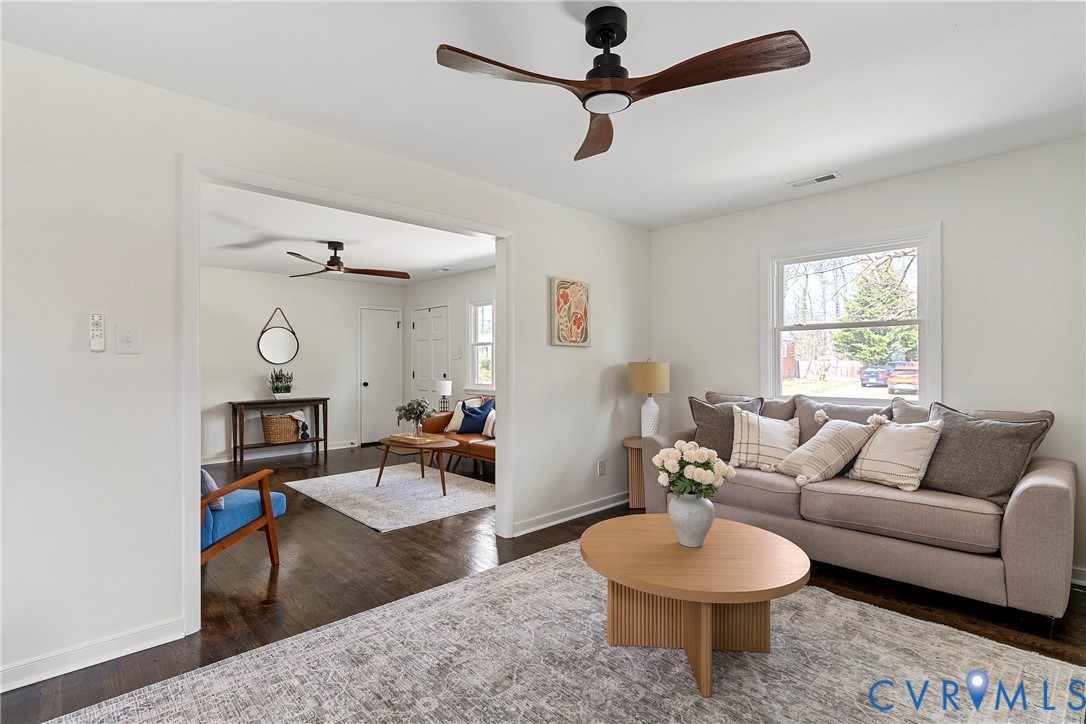 8307 Emerald Ln