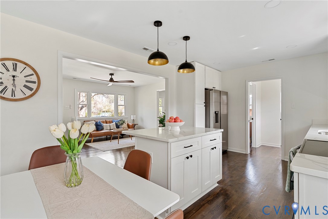 8307 Emerald Ln