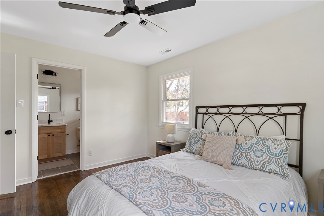 8307 Emerald Ln