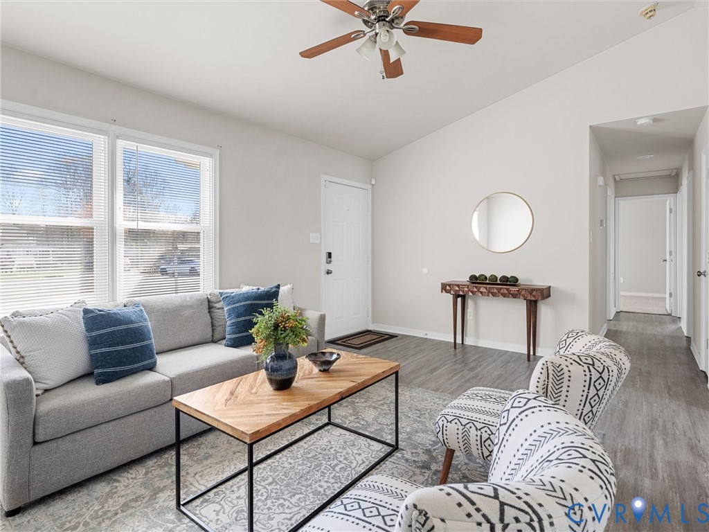 12206 Timber Trail Dr