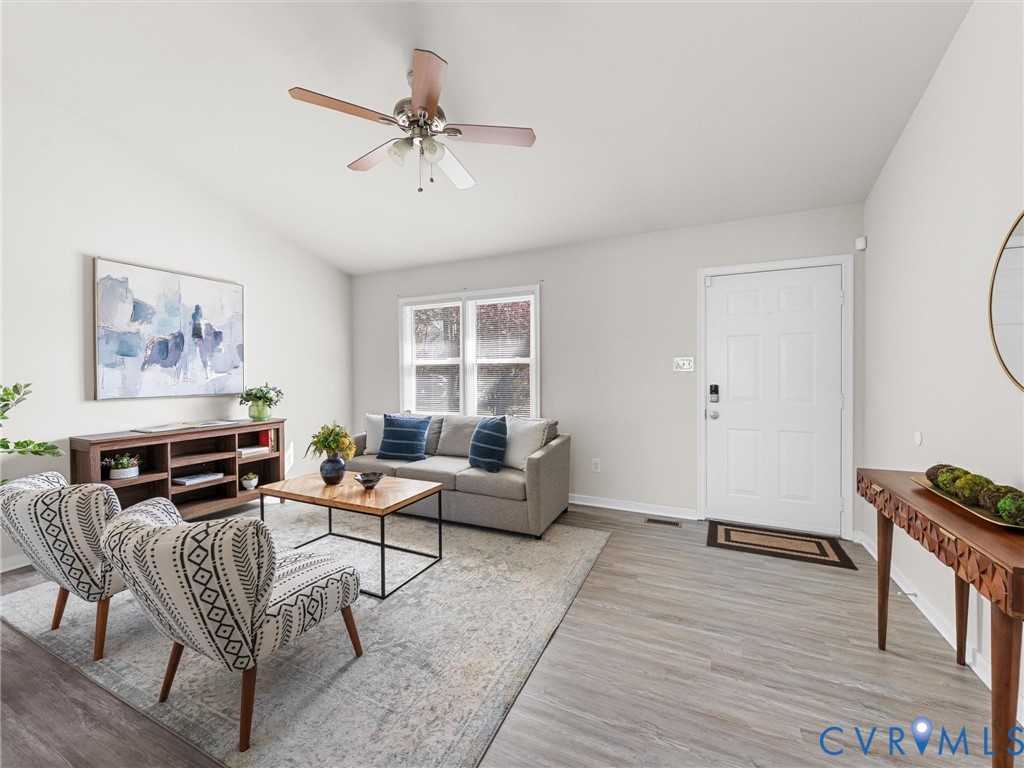 12206 Timber Trail Dr