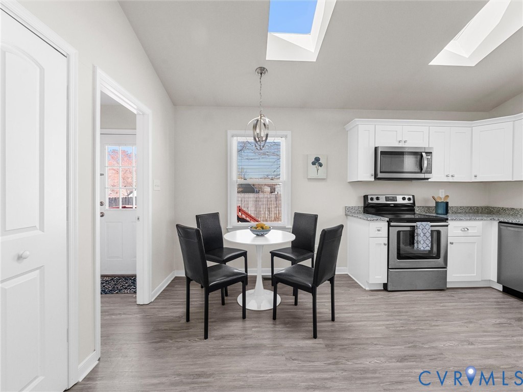 12206 Timber Trail Dr