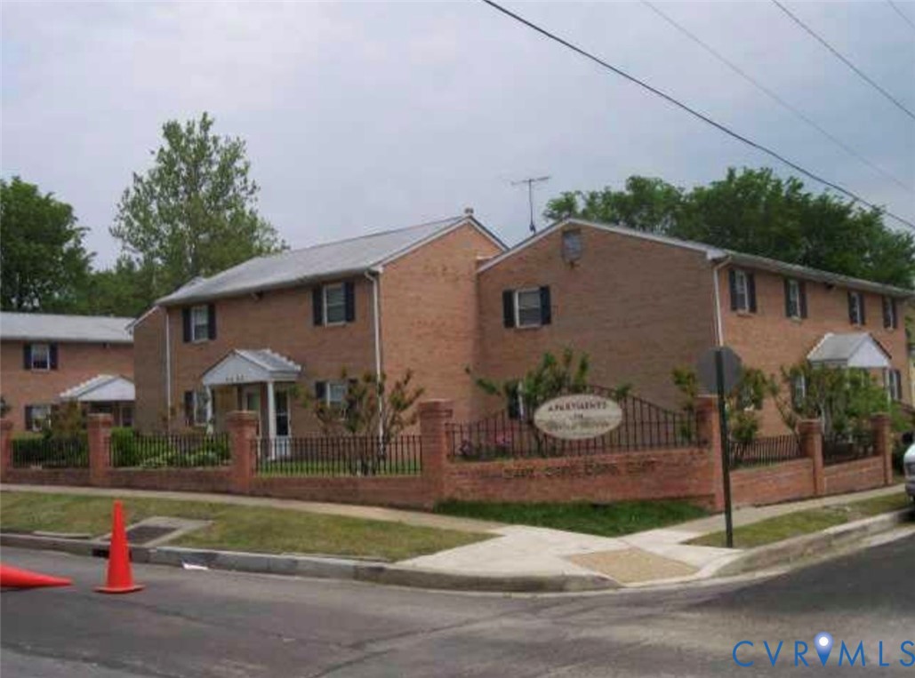 2401 Barton Ave Unit#U3