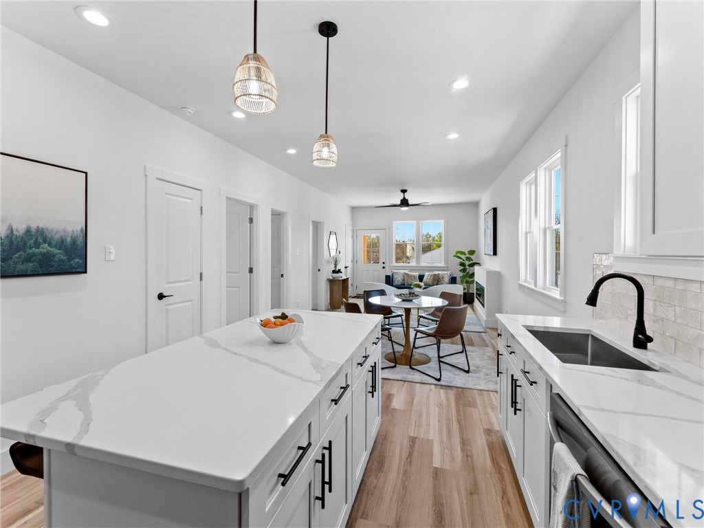 317 S 19th Ave