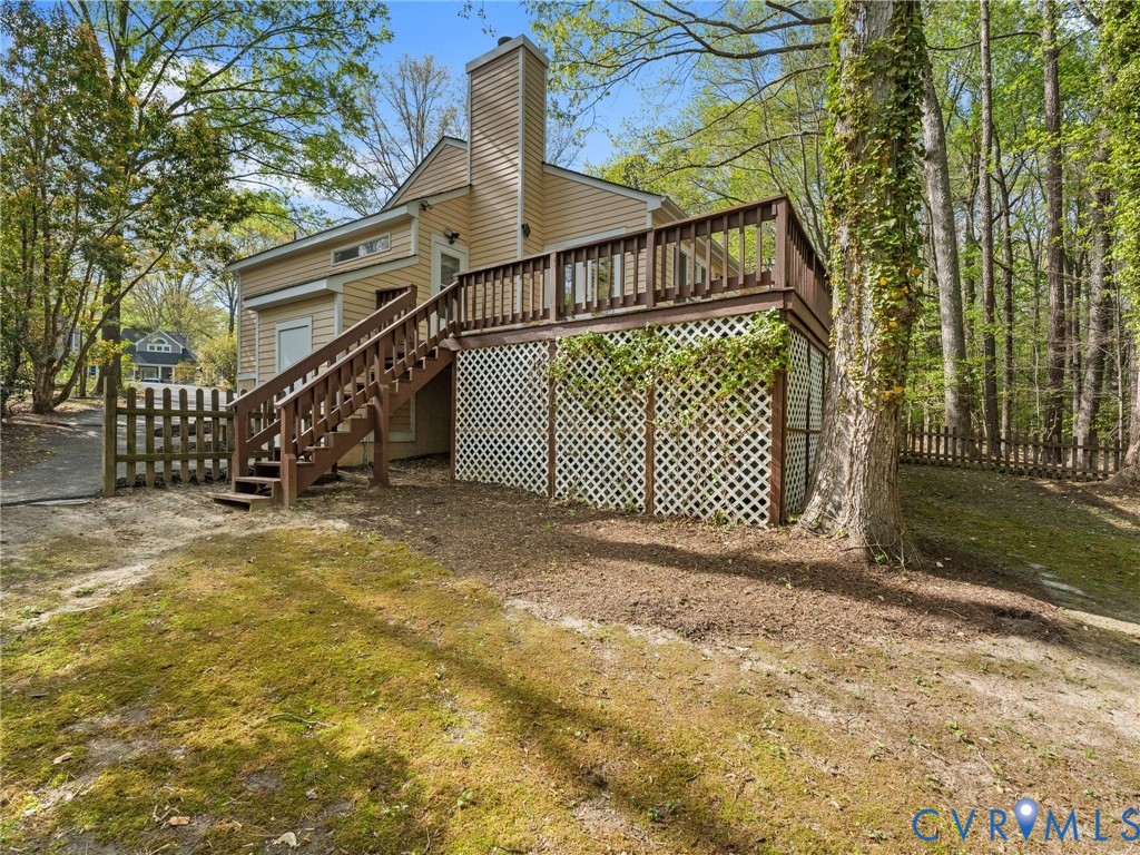5605 Woods Walk Rd