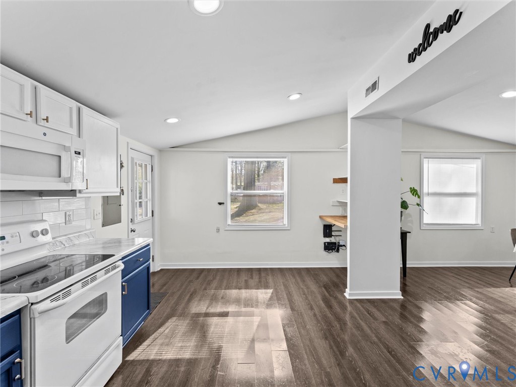 1401 Bramwell Rd