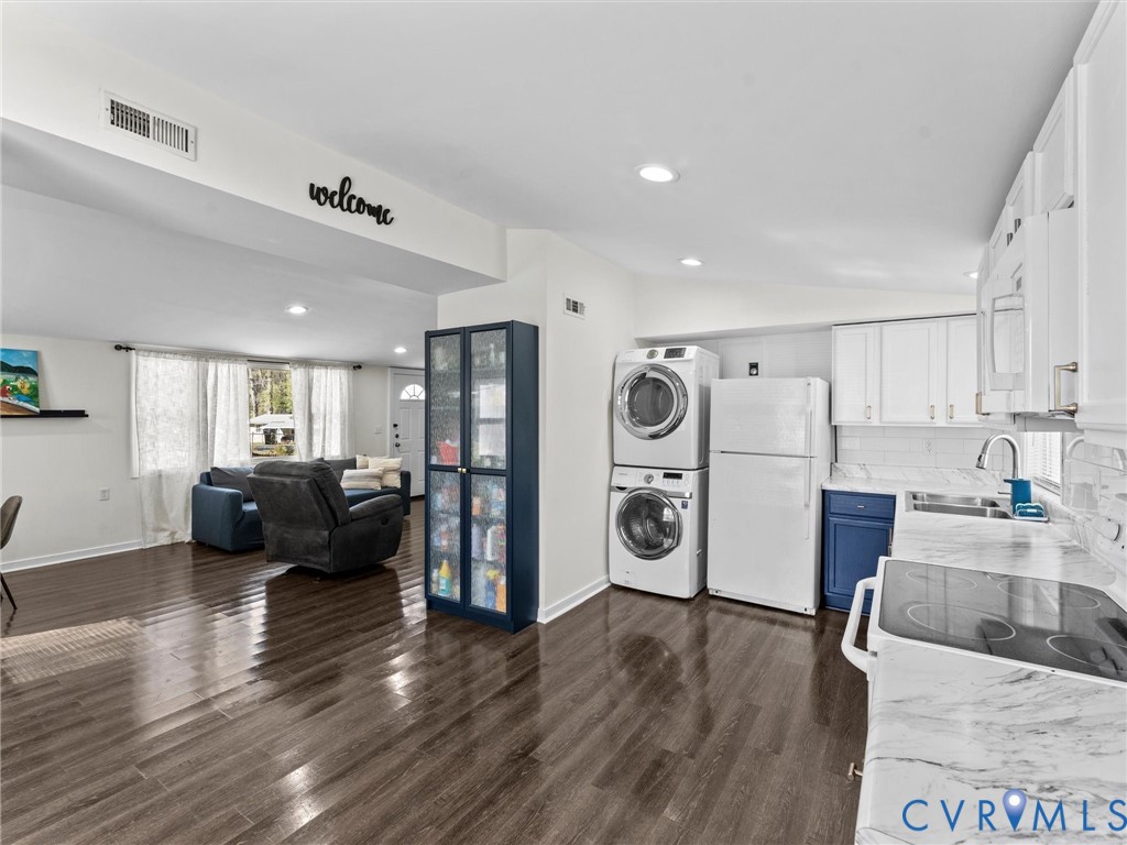 1401 Bramwell Rd