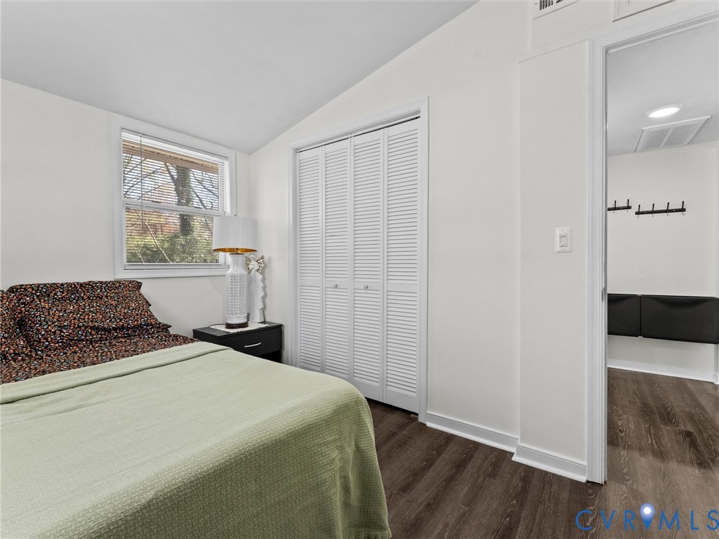 1401 Bramwell Rd