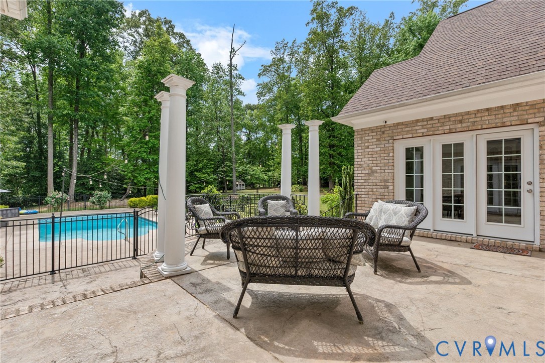 2403 Bermuda Ave