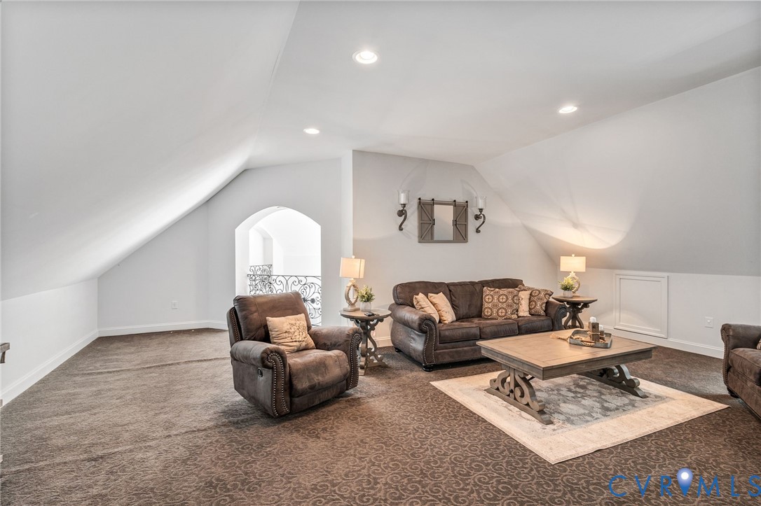 2403 Bermuda Ave