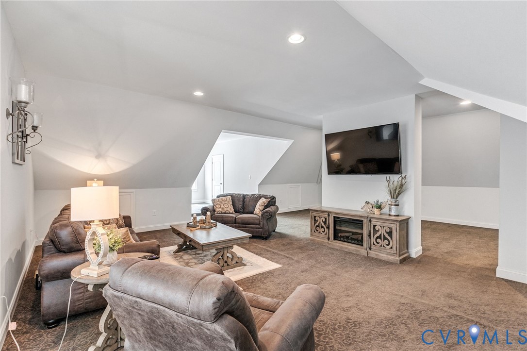 2403 Bermuda Ave