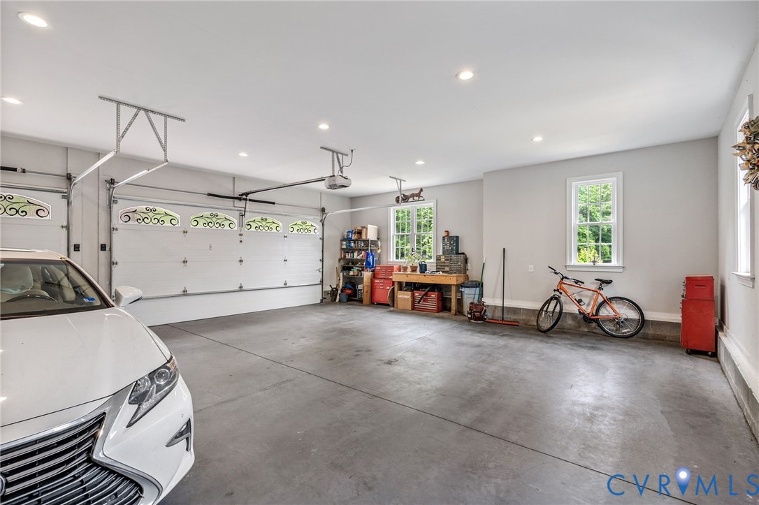 2403 Bermuda Ave