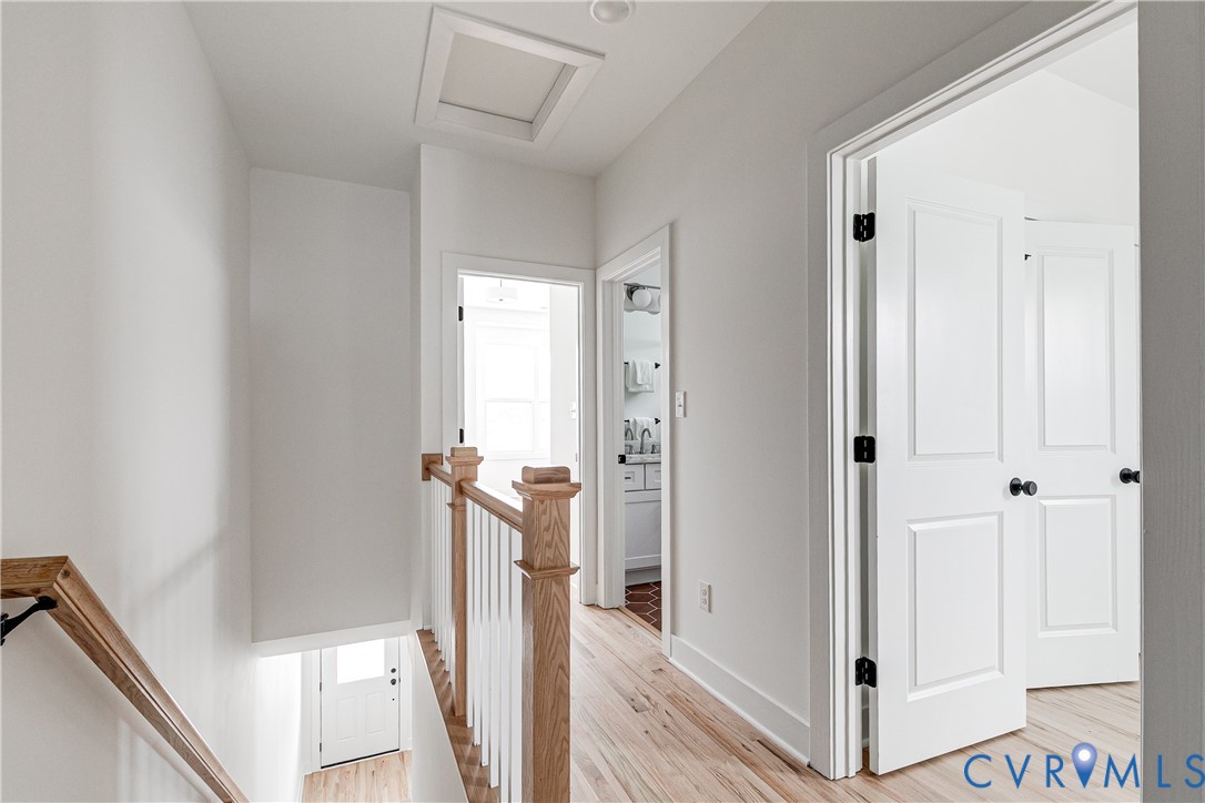 2222 1/2 Perry St
