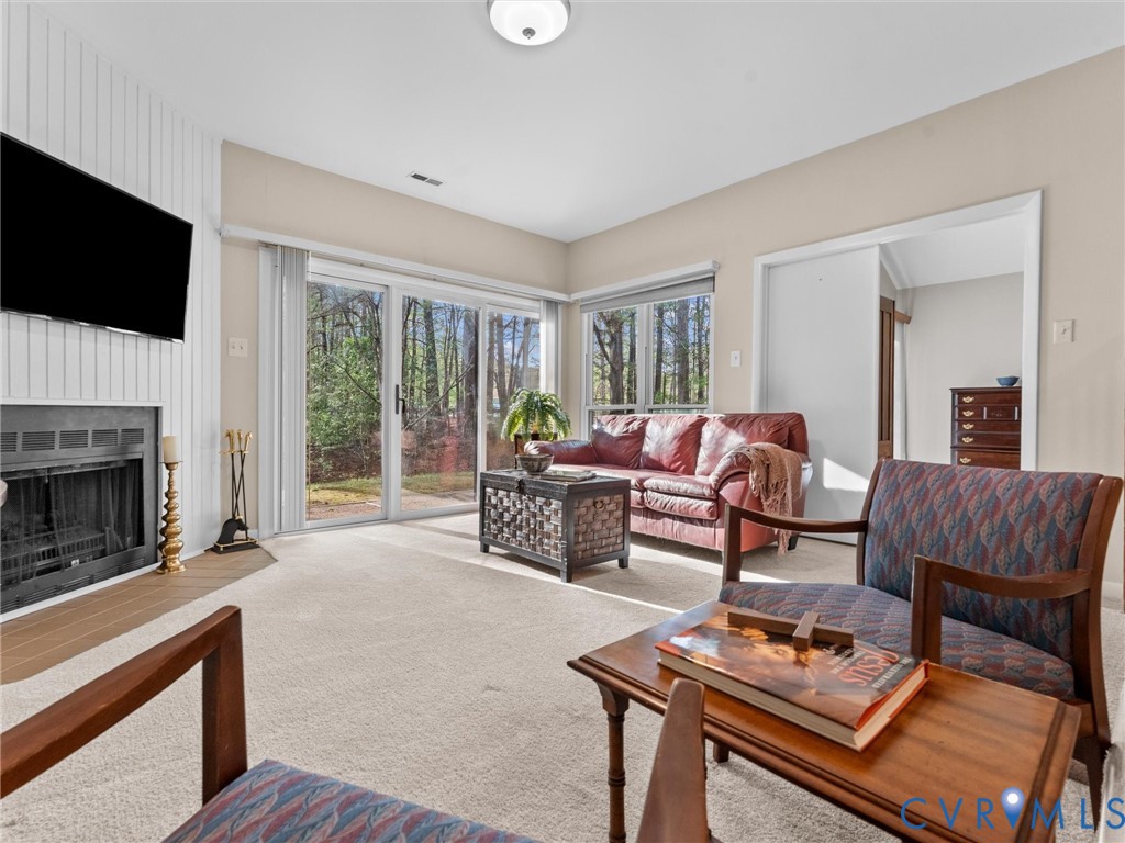 2828 Woodbridge Crossing Ct