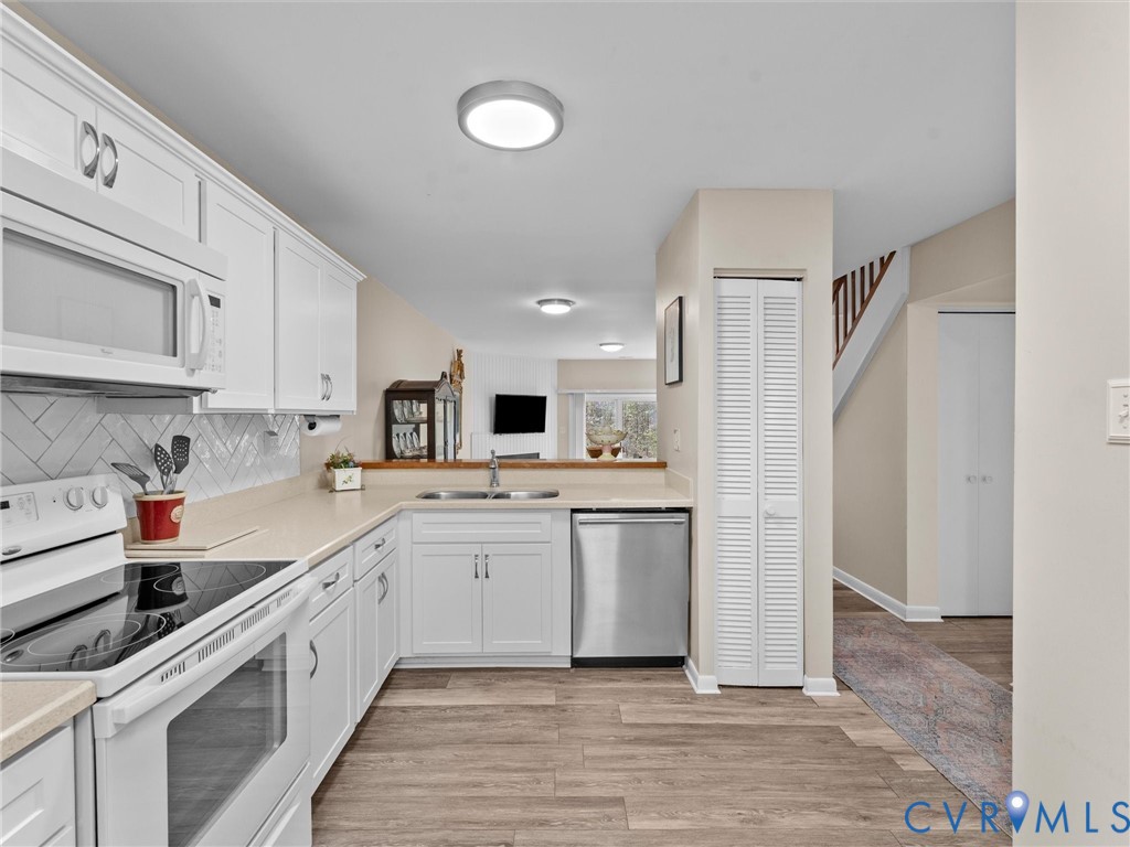 2828 Woodbridge Crossing Ct