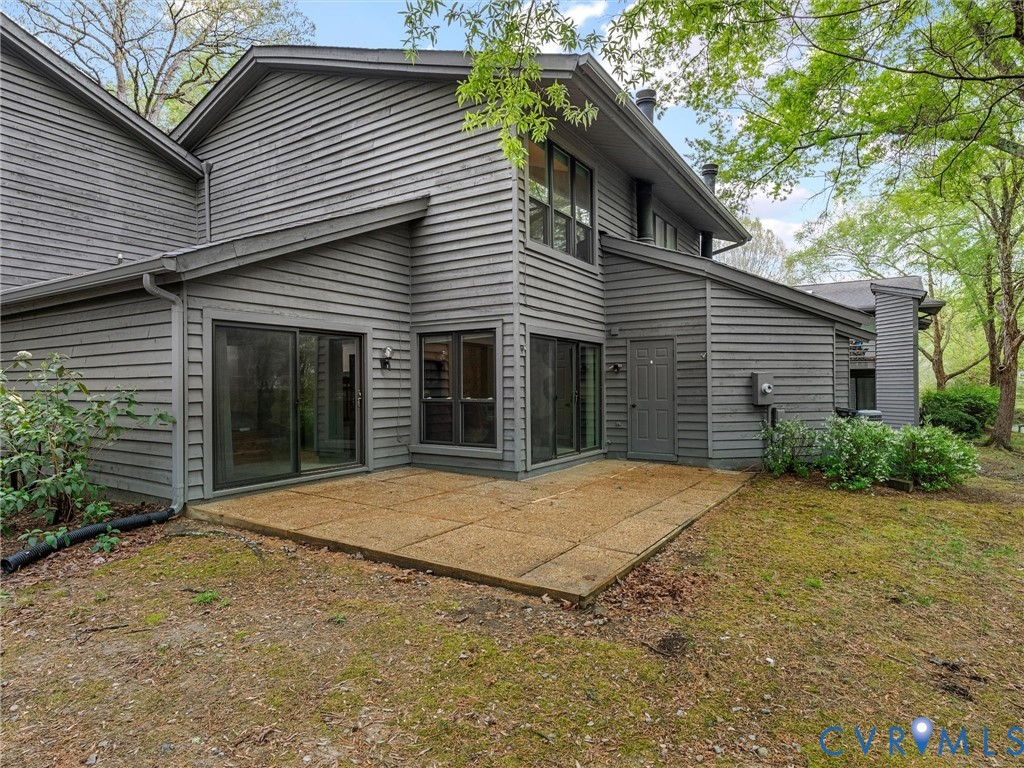 2828 Woodbridge Crossing Ct