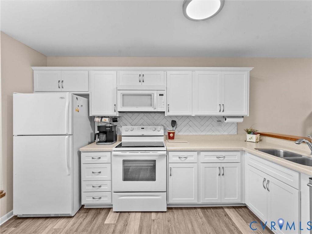 2828 Woodbridge Crossing Ct