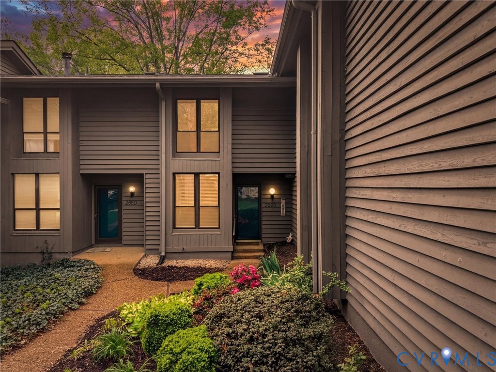 2828 Woodbridge Crossing Ct